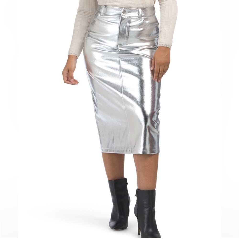7 For All Mankind Metallic MIDI Skirt Size Small NWT